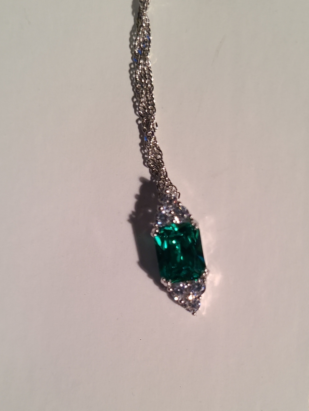 Emerald Green Crystal Pendant Necklace - Women Jewelry